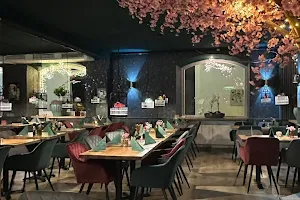 MY LY Wok & Sushi Bar Landshut image