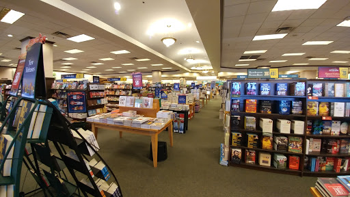 Book Store «Barnes & Noble», reviews and photos, 7119 South 1300 East St, Midvale, UT 84047, USA