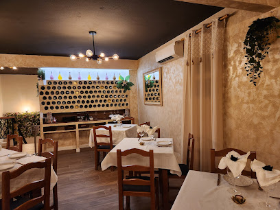 Restaurante  El Torreón de Navas  - Via Olímpica, 6, 28695 Navas del Rey, Madrid, Spain