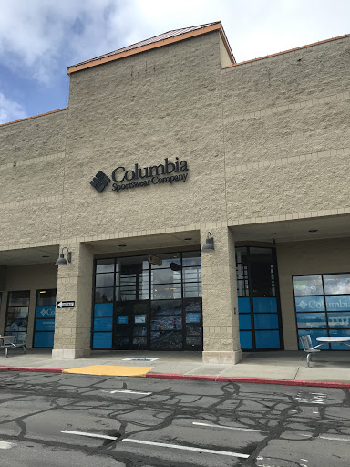 Sportswear Store «Columbia Sportswear Outlet Store at Tanger Outlet Center», reviews and photos, 6699 N Landmark Dr e, Park City, UT 84098, USA