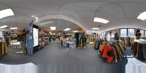 Outdoor Sports Store «U.S. Outdoor», reviews and photos, 219 SW Broadway, Portland, OR 97205, USA