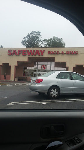 Shopping Mall «Shops at the Ridge», reviews and photos, 5100 Broadway, Oakland, CA 94611, USA