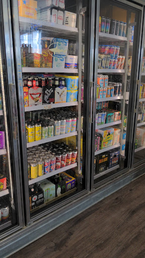 Liquor Store «Lyndwood Square Wine & Spirits», reviews and photos, 6010 Marshalee Dr #260, Elkridge, MD 21075, USA