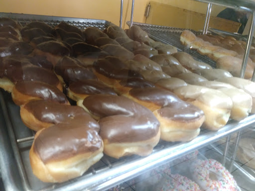 Donut Shop «Best Donuts», reviews and photos, 2123 Loveridge Rd, Pittsburg, CA 94565, USA