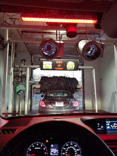 Ultimate Shine Car Wash en Johnson City