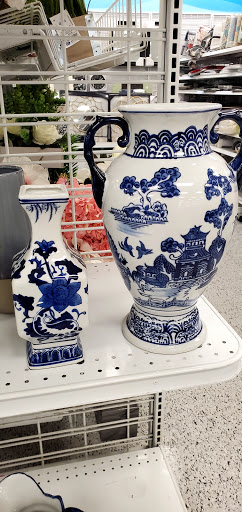 Clothing Store «Ross Dress for Less», reviews and photos, 3701 Truxel Rd, Sacramento, CA 95834, USA