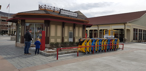 Clothing Store «Nike Factory Store», reviews and photos, 600 Bluebird Ct, Central Valley, NY 10917, USA