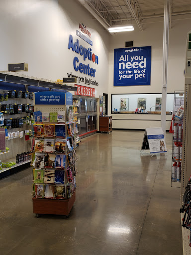 Pet Supply Store «PetSmart», reviews and photos, 159 N Weber Rd, Bolingbrook, IL 60490, USA