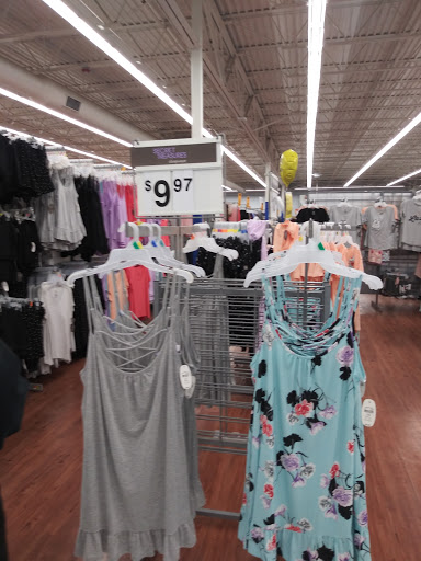 Discount Store «Walmart», reviews and photos, 2399 North Point Blvd, Dundalk, MD 21222, USA