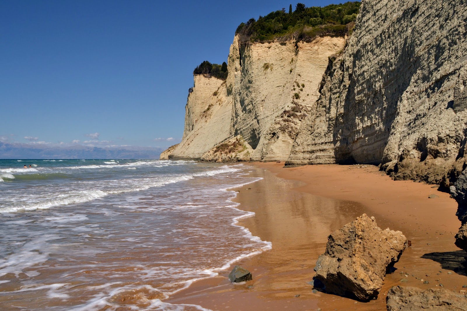 Fotografija Katevasidi beach z ravna obala