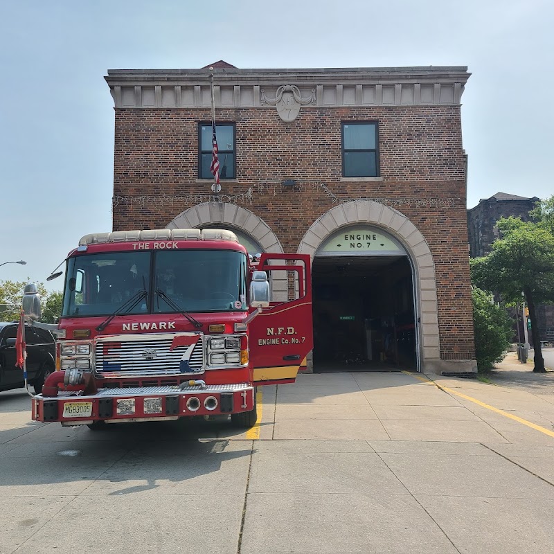 Newark Fire Department 7 Engine