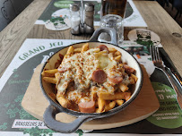 Poutine du Restaurant 3 Brasseurs Dijon Toison d'Or - n°1