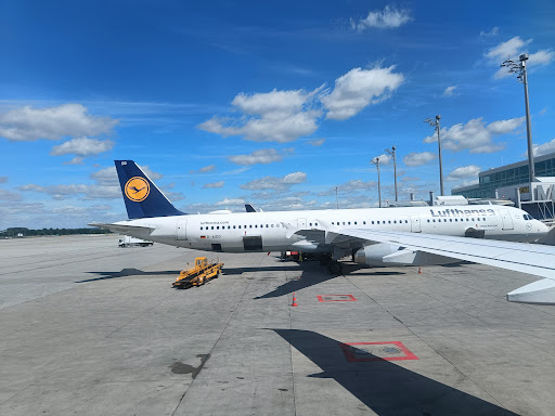 München-Flughafen, Flughafen, Terminal 2