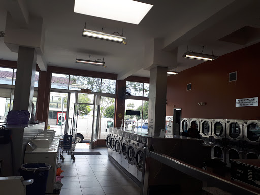 Laundromat «The Laundromat of San Pedro», reviews and photos, 940 S Pacific Ave, San Pedro, CA 90731, USA