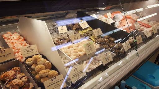 Grocery Store «Bow Street Market», reviews and photos, 79 Bow St, Freeport, ME 04032, USA