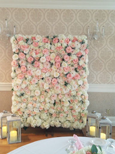 Florist «Country Village Florist and Gifts, Inc.», reviews and photos, 212 E Main St, East Islip, NY 11730, USA