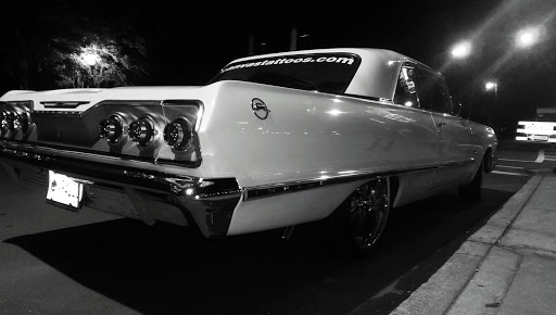 Tattoo Shop «Canvas Tattoo & Art Gallery», reviews and photos, 3012 N Davidson St, Charlotte, NC 28205, USA