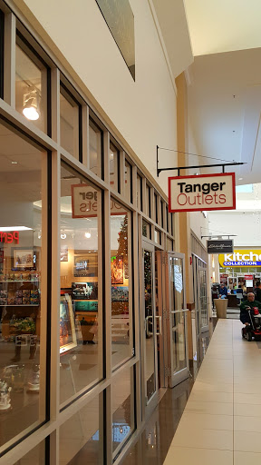 Outlet Mall «Tanger Outlet Foxwoods», reviews and photos, 455 Trolley Line Blvd, Mashantucket, CT 06338, USA