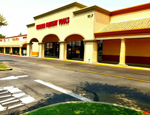 Hardware Store «Harbor Freight Tools», reviews and photos, 1007 W Arrow Hwy, San Dimas, CA 91773, USA