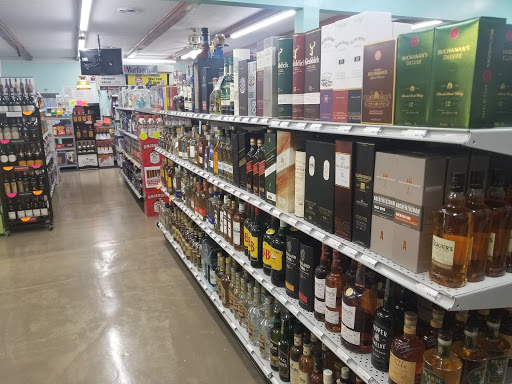 Liquor Store «Red Barn Liquors», reviews and photos, 1731 Us 31W Byp, Bowling Green, KY 42101, USA