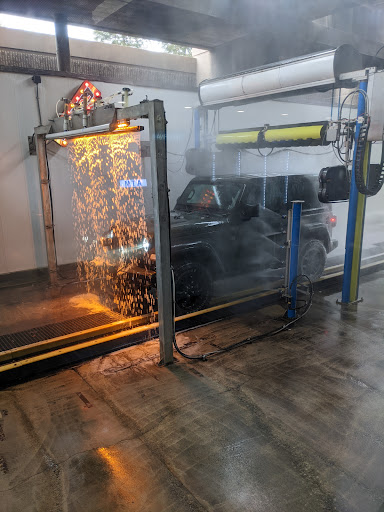 Car Wash «Janss Mall Touchless Car Wash», reviews and photos, 467 N Moorpark Rd, Thousand Oaks, CA 91360, USA