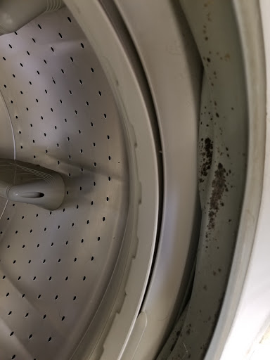 Laundromat «Old Wash House Laundromat», reviews and photos, 97900 Shopping Center Ave, Brookings, OR 97415, USA