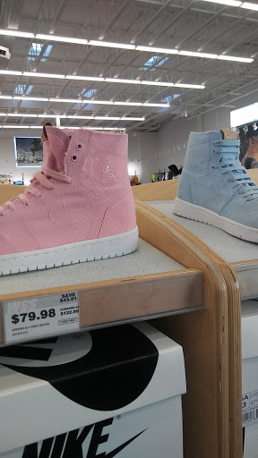 Shoe Store «WSS», reviews and photos, 3000 W Century Blvd, Inglewood, CA 90303, USA