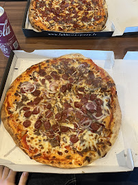 Plats et boissons du Pizzeria Fabbrica Pizza à Vannes - n°3