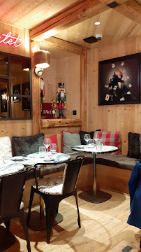 Atmosphère du Restaurant Le Petit Chalet à Annecy - n°9