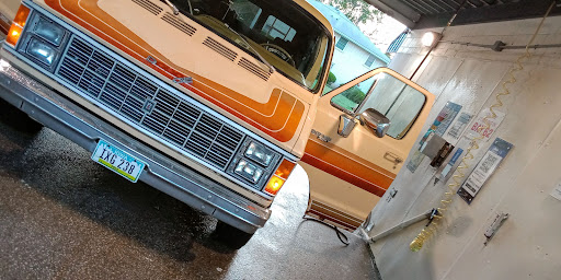 Ultimate Auto Wash en Des Moines