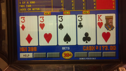 Liquor Store «H & H Discount Liquors», reviews and photos, 1916 N Decatur Blvd, Las Vegas, NV 89108, USA