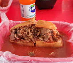 Tortas ahogadas las Famosas photo