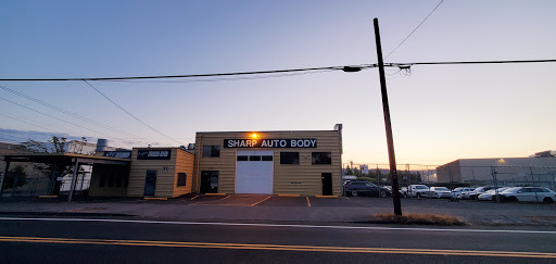 Auto Body Shop «Sharp Auto Body & Paint Works, Inc.», reviews and photos, 4031 SE 26th Ave, Portland, OR 97202, USA