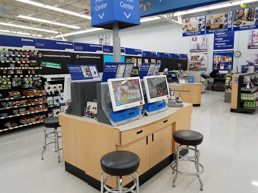 Department Store «Walmart Supercenter», reviews and photos, 201 Edwards Blvd, Lake Geneva, WI 53147, USA