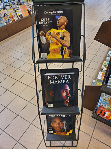 Book Store «Barnes & Noble Bookstores», reviews and photos, 2325 S Stemmons Fwy #401, Lewisville, TX 75067, USA