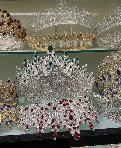 Dress Store «LA FEMME COUTURE DRESS SHOP», reviews and photos, 25355 Lorain Rd, North Olmsted, OH 44070, USA