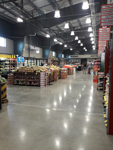 Grocery Store «Sav-Mor Foods», reviews and photos, 570 Solano St, Corning, CA 96021, USA