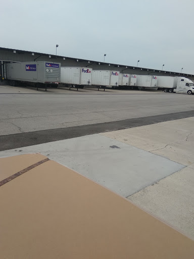 Mailing Service «FedEx Freight», reviews and photos, 10 Commerce Pkwy, West Jefferson, OH 43162, USA