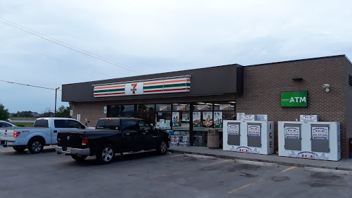 7-Eleven, 100 W Us Hwy 80, Forney, TX 75126, USA, 