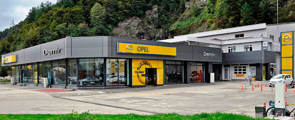 Opel Demir