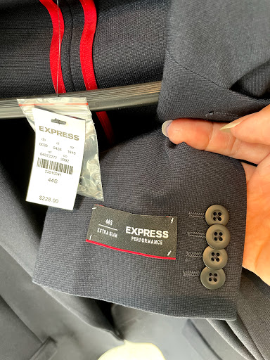 Clothing Store «Express», reviews and photos, 1625 Chestnut St, Philadelphia, PA 19103, USA