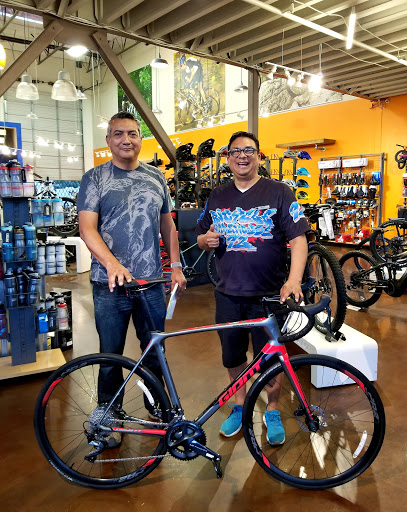 Bicycle Store «Bicycle Warehouse Chula Vista», reviews and photos, 3513 Main St, Chula Vista, CA 91911, USA