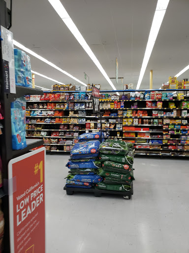 Supermarket «Walmart Neighborhood Market», reviews and photos, 941 Alamo Dr, Vacaville, CA 95687, USA