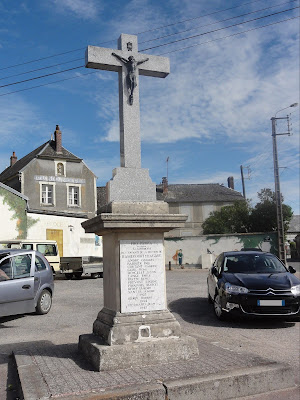 Monument aux morts de Ramecourt à Saint-Erme-Outre-et-Ramecourt