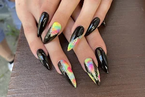 Infinity nails & cosmetics image
