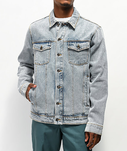 Clothing Store «Zumiez», reviews and photos, 1001 N Arney Rd #629, Woodburn, OR 97071, USA