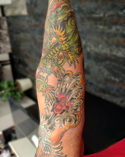 Tattoo Shop «Beloved Studios», reviews and photos, 1563 Como Ave, St Paul, MN 55108, USA