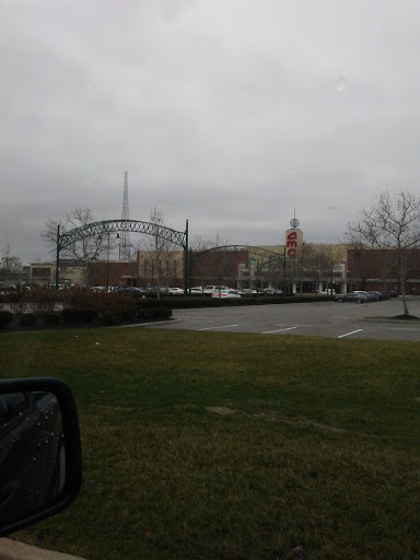 Movie Theater «AMC Lennox Town Center 24», reviews and photos, 777 Kinnear Rd, Columbus, OH 43212, USA