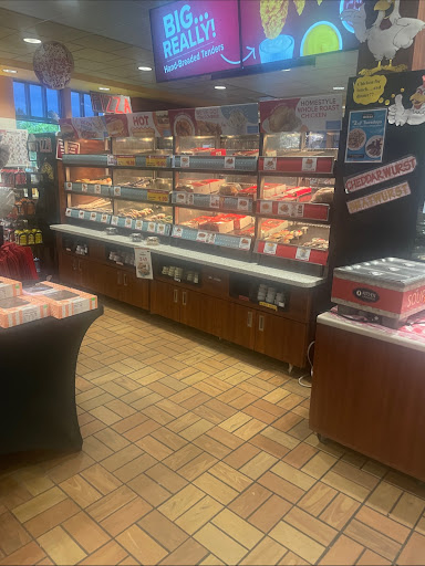 Convenience Store «Kwik Trip #219», reviews and photos, 710 Williams St, Lake Geneva, WI 53147, USA