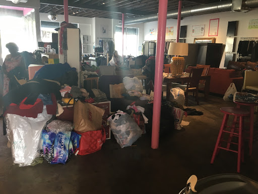Thrift Store «Lotus House Thrift Chic Boutique», reviews and photos, 2040 NW 7th Ave, Miami, FL 33127, USA